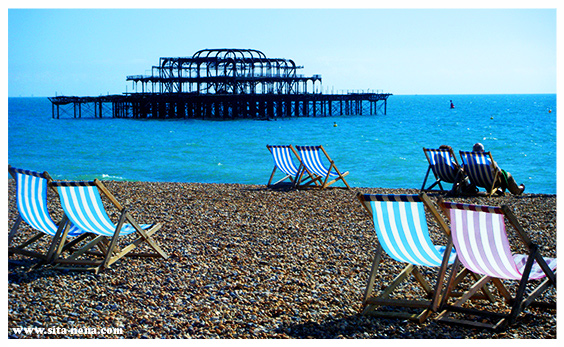WHY IS THE BEACH FULL OF STONES IN BRIGHTON, UNITED KINGDOM?